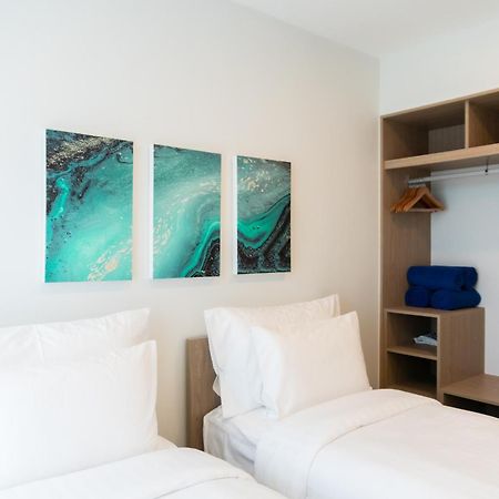 Skypark Apartments By Laguna Phuket Банг Тао Бийч Екстериор снимка