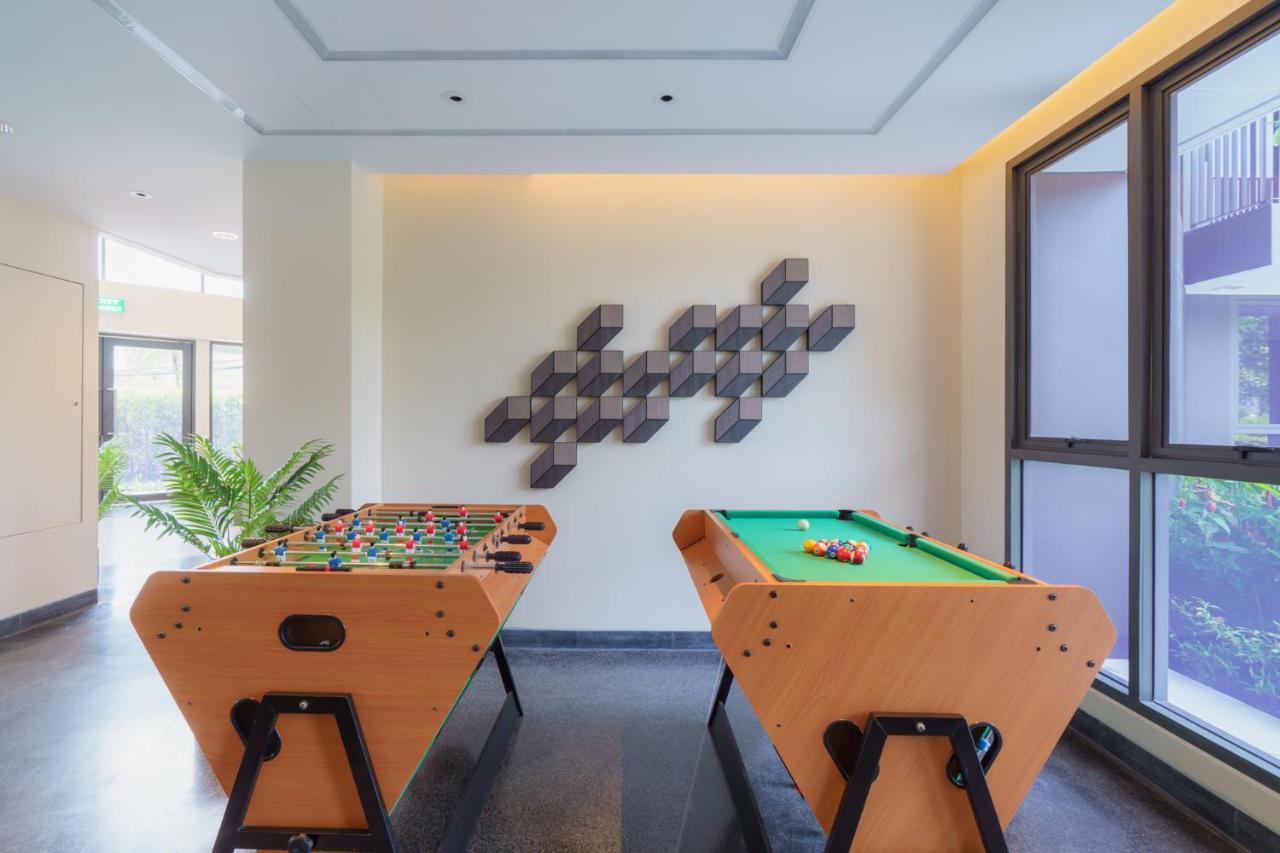 Skypark Apartments By Laguna Phuket Банг Тао Бийч Екстериор снимка