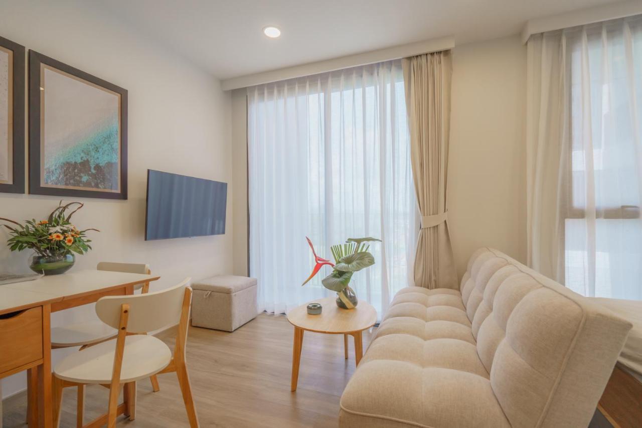 Skypark Apartments By Laguna Phuket Банг Тао Бийч Екстериор снимка