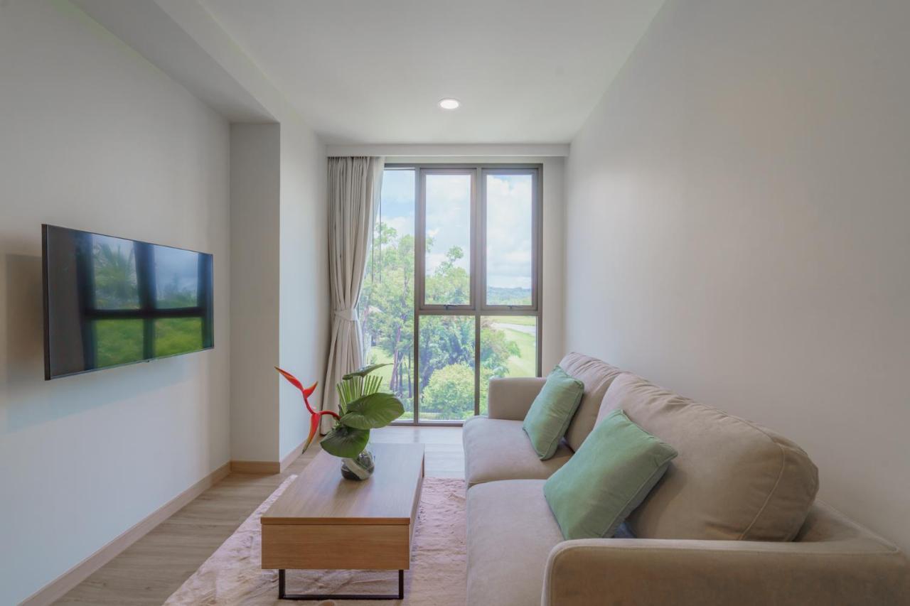Skypark Apartments By Laguna Phuket Банг Тао Бийч Екстериор снимка