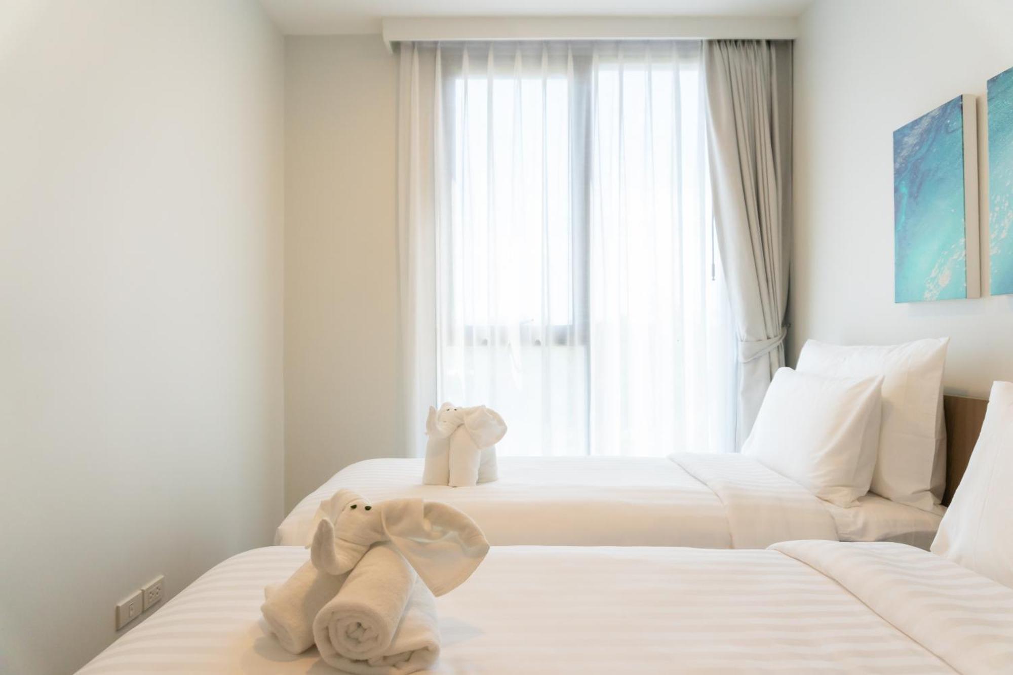Skypark Apartments By Laguna Phuket Банг Тао Бийч Екстериор снимка